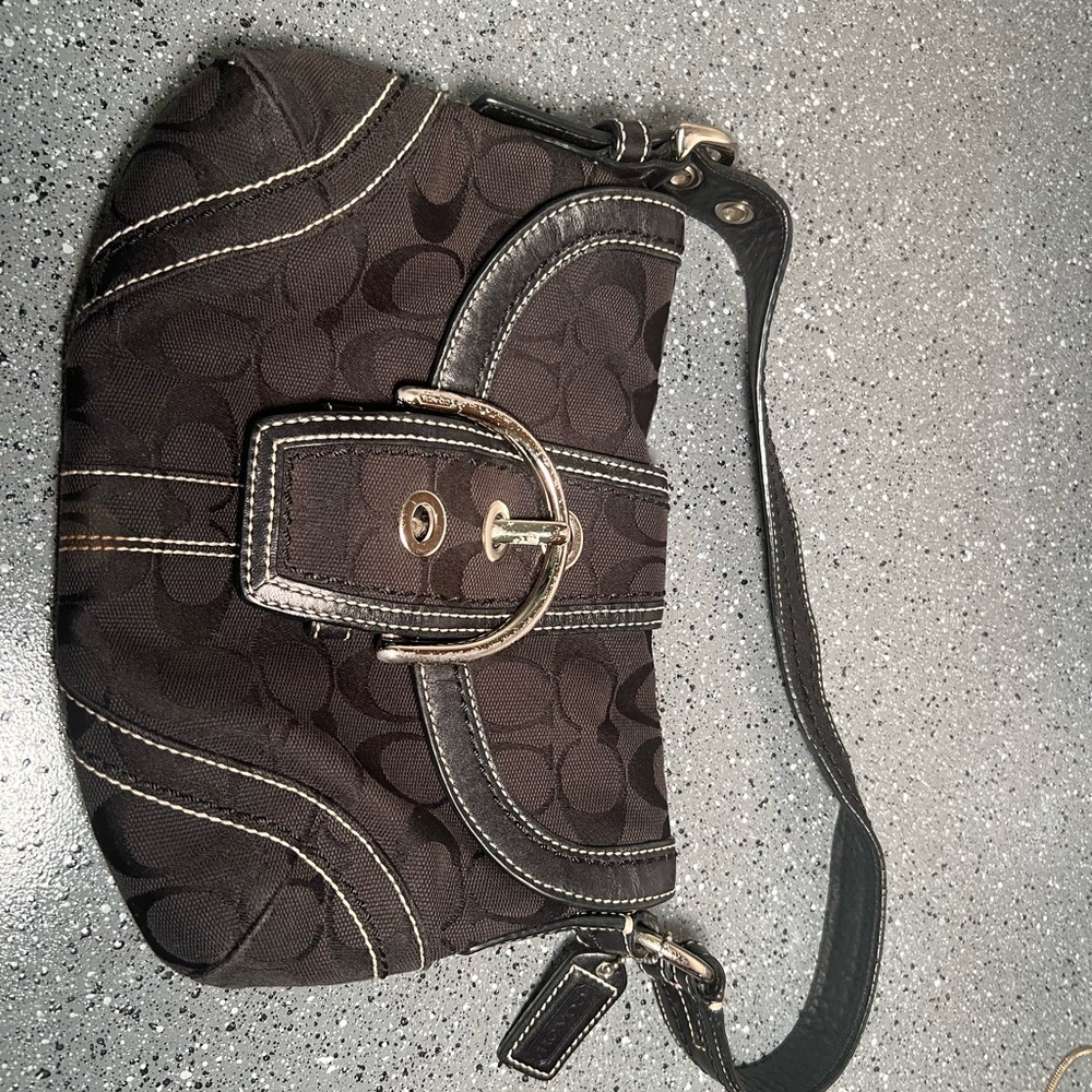 Vintage Coach Logo Shoulder Bag